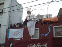 Buenos Aires. Tentativa de desalojo por los habitantes de Tucumán_junio2010