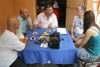 Konut_ittifaki_Hareketi_yikim_magdurlarini_ziyaret_etti_20080729_102329